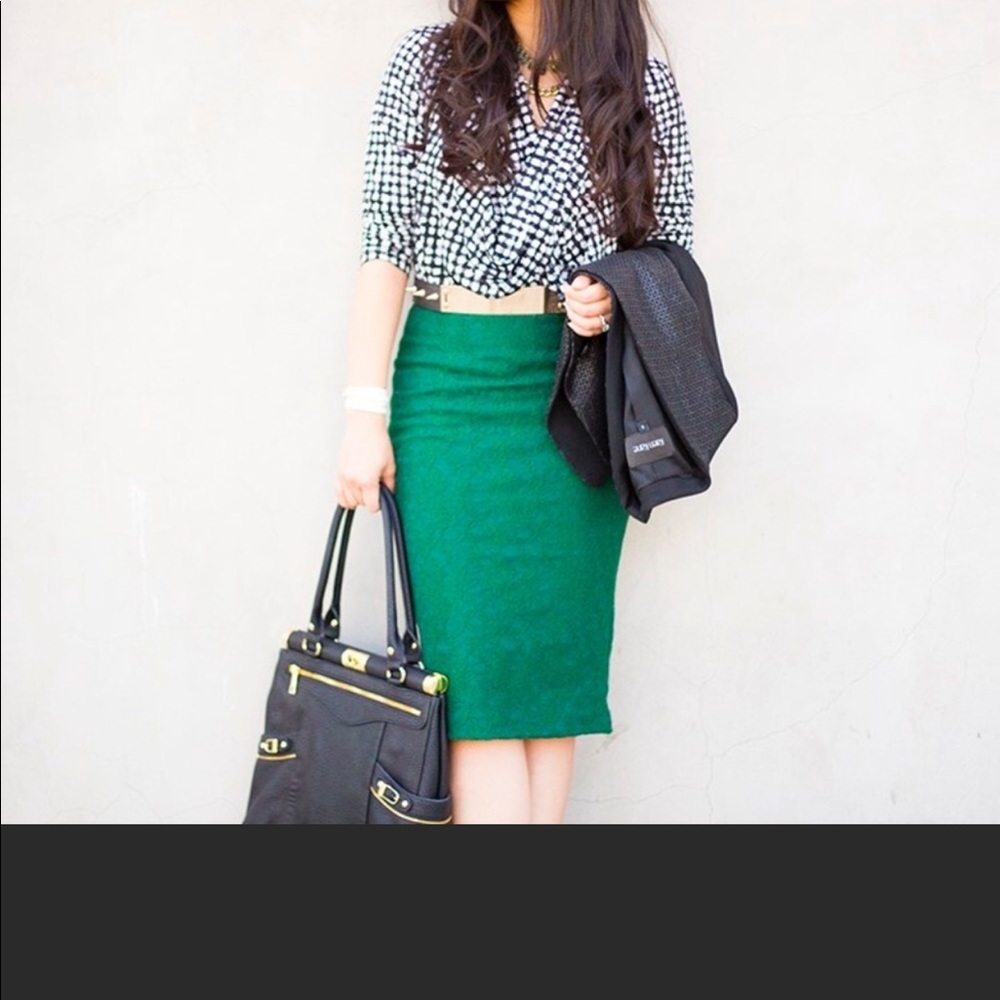Green lace pencil skirt
